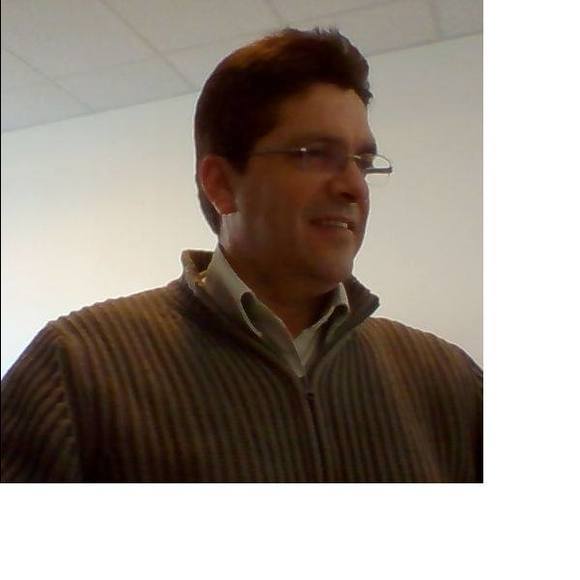 Meet your Posher, Carlos - Picture 1 of 1